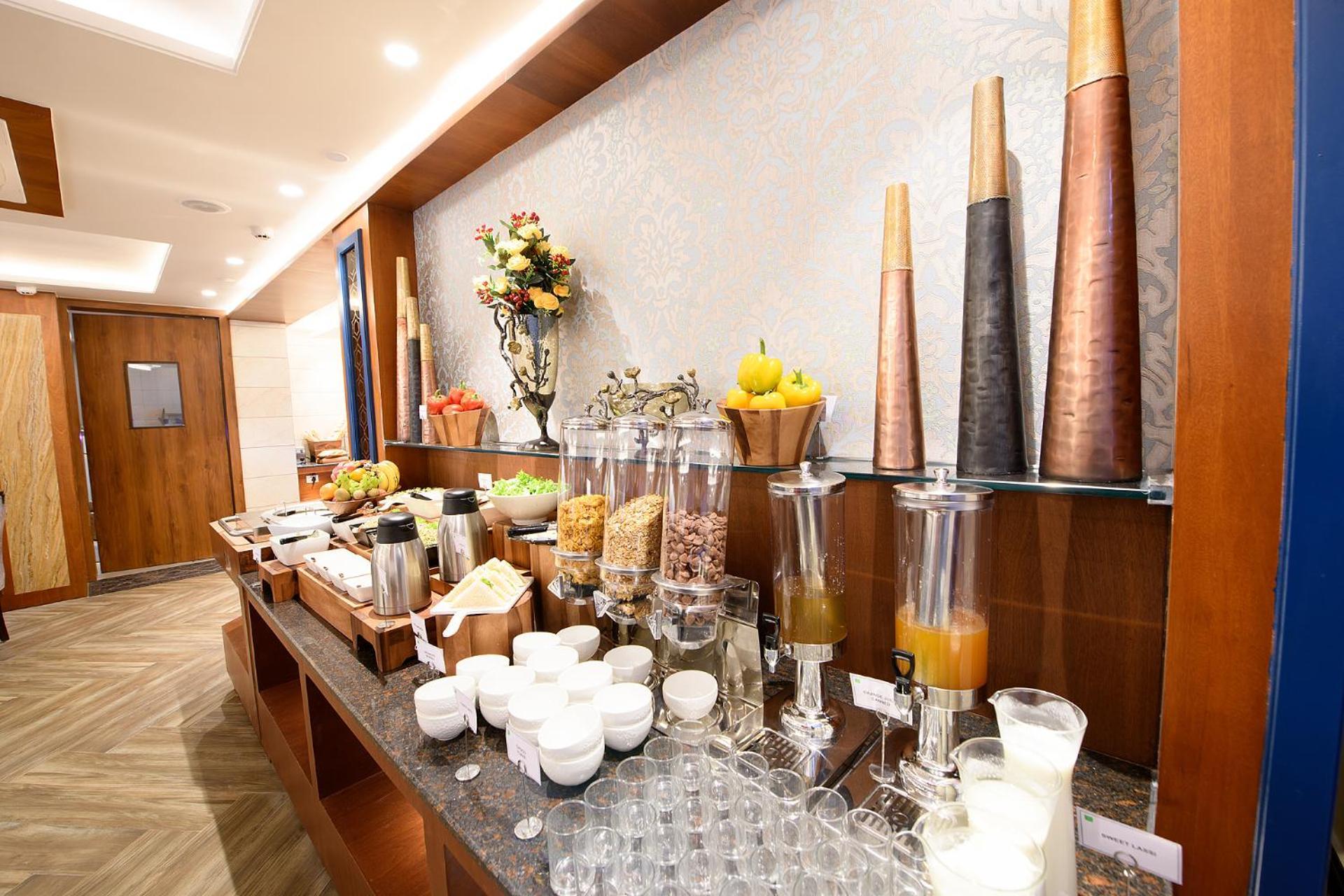 Best Western Plus Revanta Mcleod Ganj 다람샬라 외부 사진